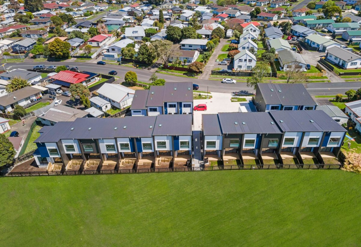 17 Barneys Farm Road, Clendon Park, Auckland