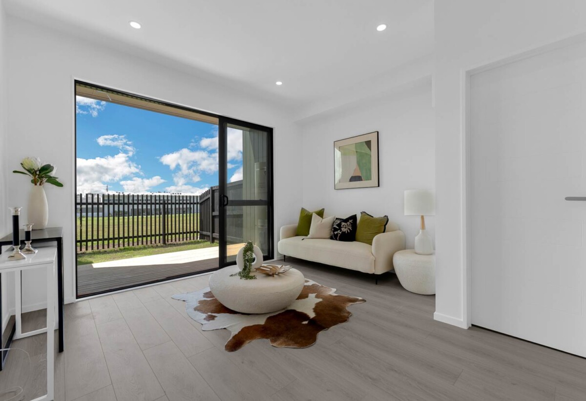 17 Barneys Farm Road, Clendon Park, Auckland