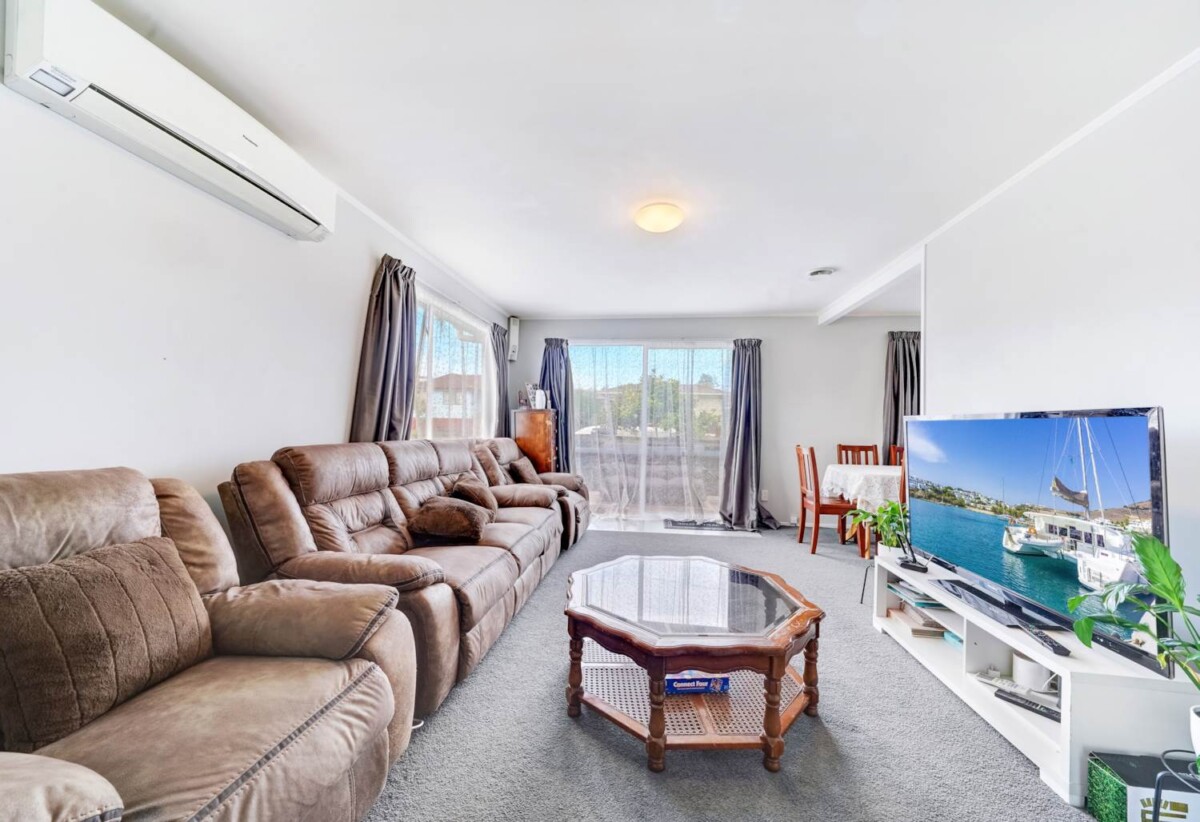 27 Sidey Avenue, Clover Park, Auckland