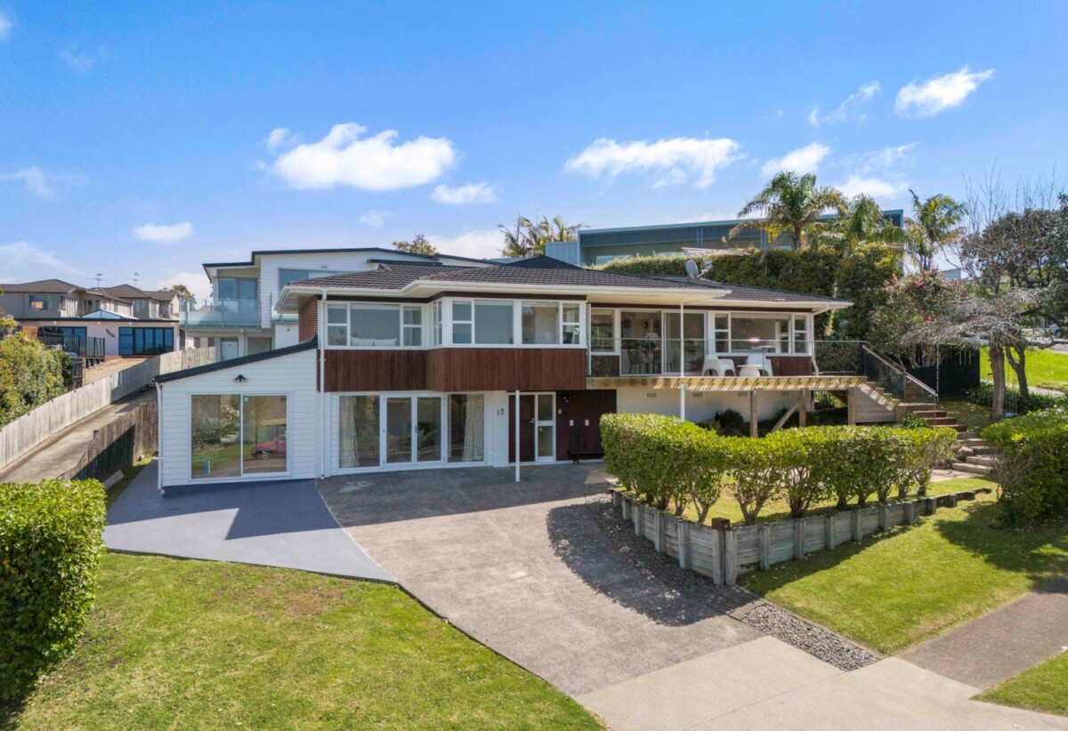 12 McCrystal Avenue, Bucklands Beach, Auckland