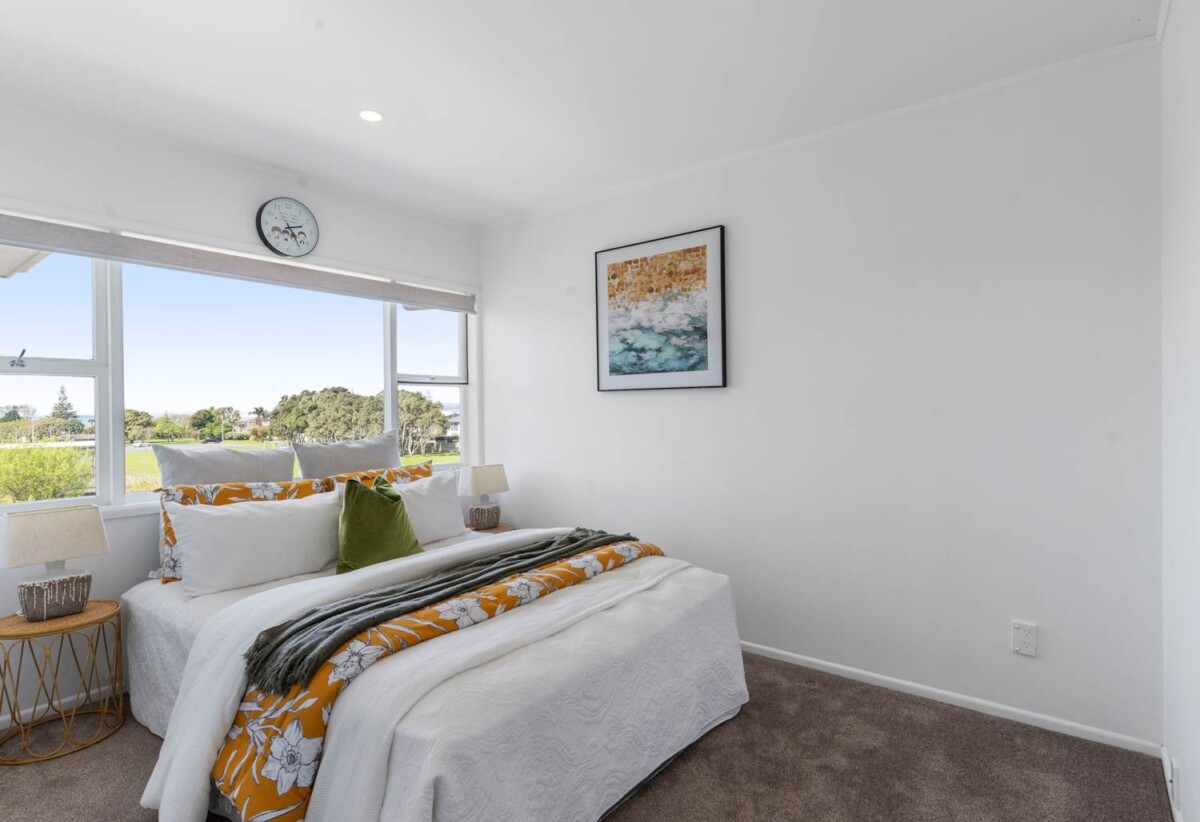 12 McCrystal Avenue, Bucklands Beach, Auckland