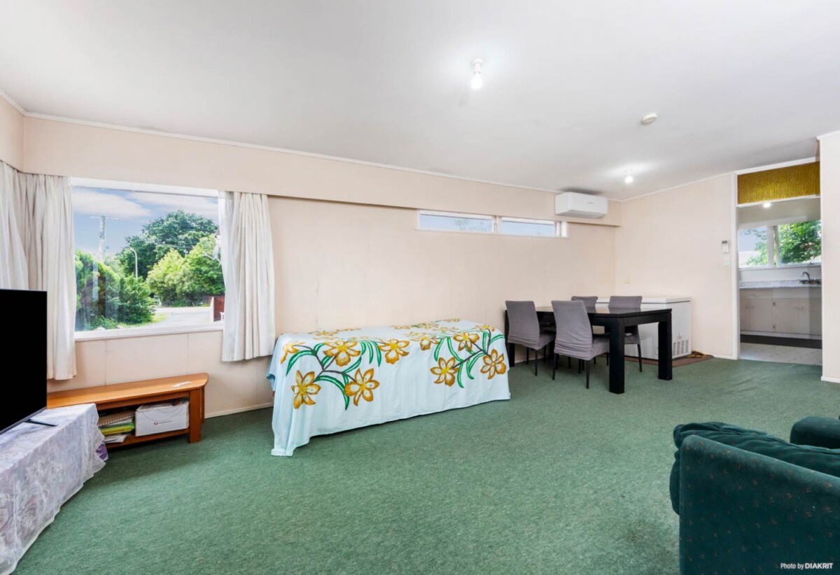 2/8 Russell Road, Manurewa, Auckland