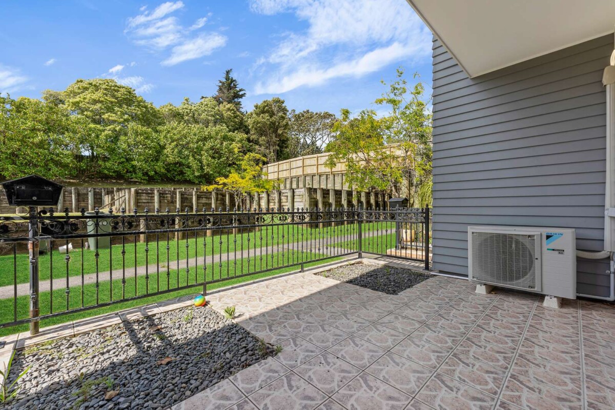 15/44 Carlos Drive Flat Bush, Auckland