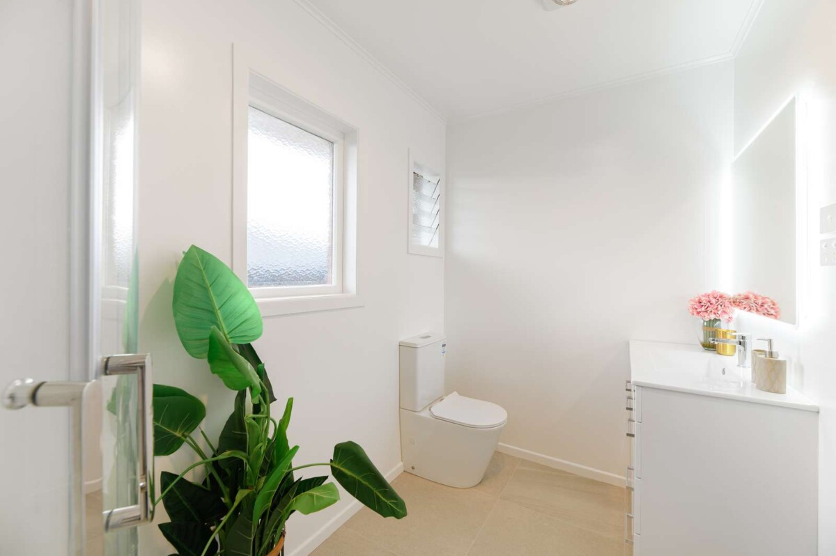 38 Neil Avenue Te Atatu Peninsula, Auckland