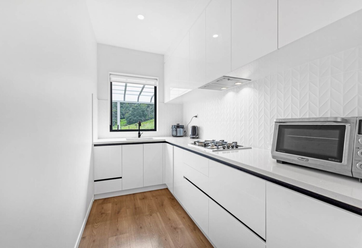 8 Teoteo Place, Flat Bush, Auckland