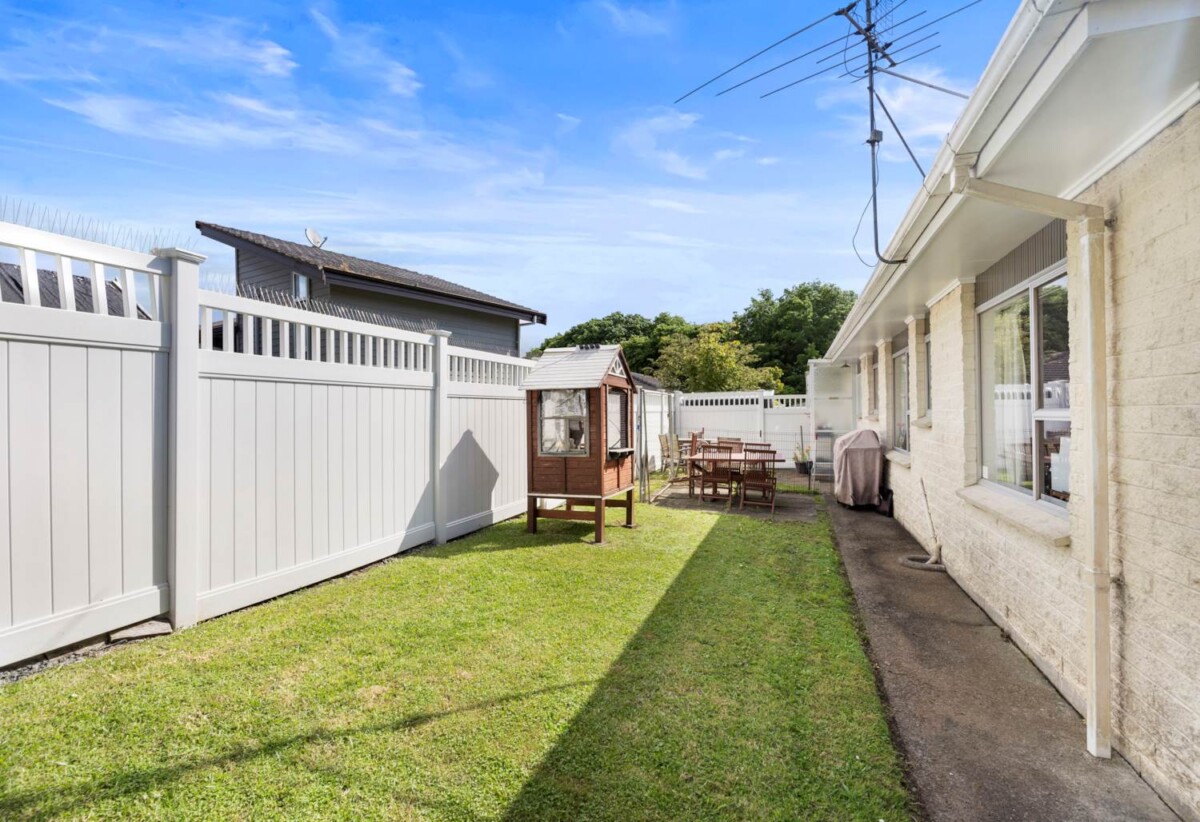 1/6 Hemsway Place, Sunnyhills, Auckland