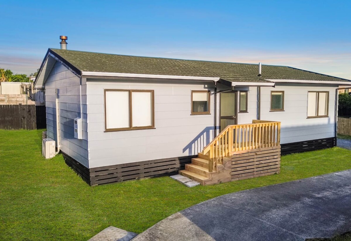 Fully Renovated, 1/130 Finlayson Avenue, Clendon Park, Auckland