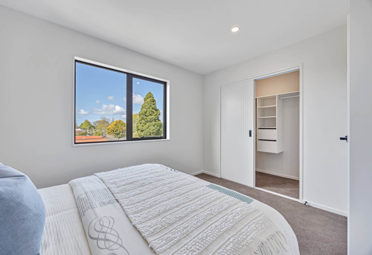 CCC & Title issued – Last 2-Bedroom Unit, Motivated Vendor wants to sell it NOW, Lot 7, 25 Taikata Road, Te Atatu Peninsula, Auckland