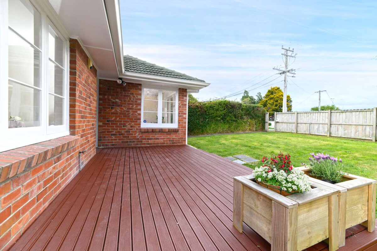 38 Neil Avenue Te Atatu Peninsula, Auckland