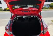 2012 Toyota Aqua HYBRID Hatchback Automatic, 105,800 km