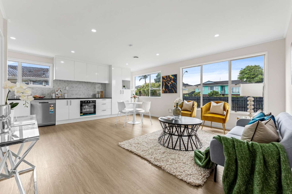 Fully Renovated, 43 Zelda Avenue Clover Park, Auckland