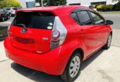 2012 Toyota Aqua HYBRID Hatchback Automatic, 105,800 km