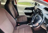 2012 Toyota Aqua HYBRID Hatchback Automatic, 105,800 km