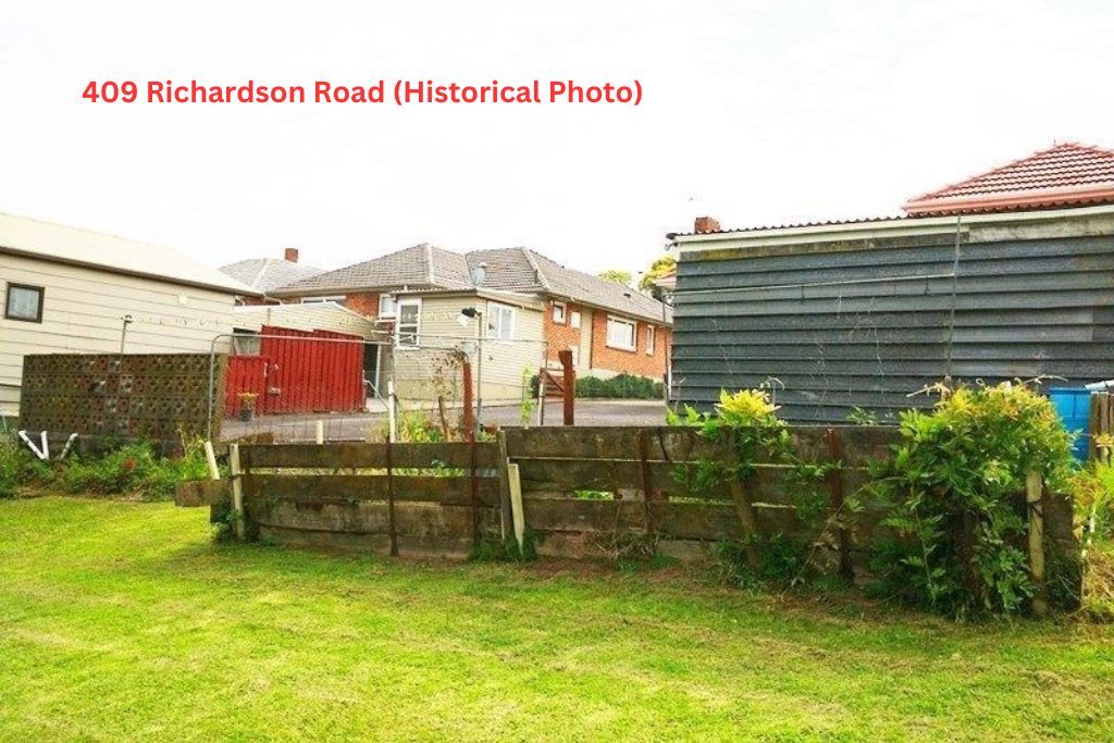 Two 3 bedrooms houses, 1740m2 land, 409-411 Richardson Road, Mount Roskill, Auckland
