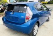 2012 Toyota Aqua HYBRID Hatchback Automatic, 91,700 km