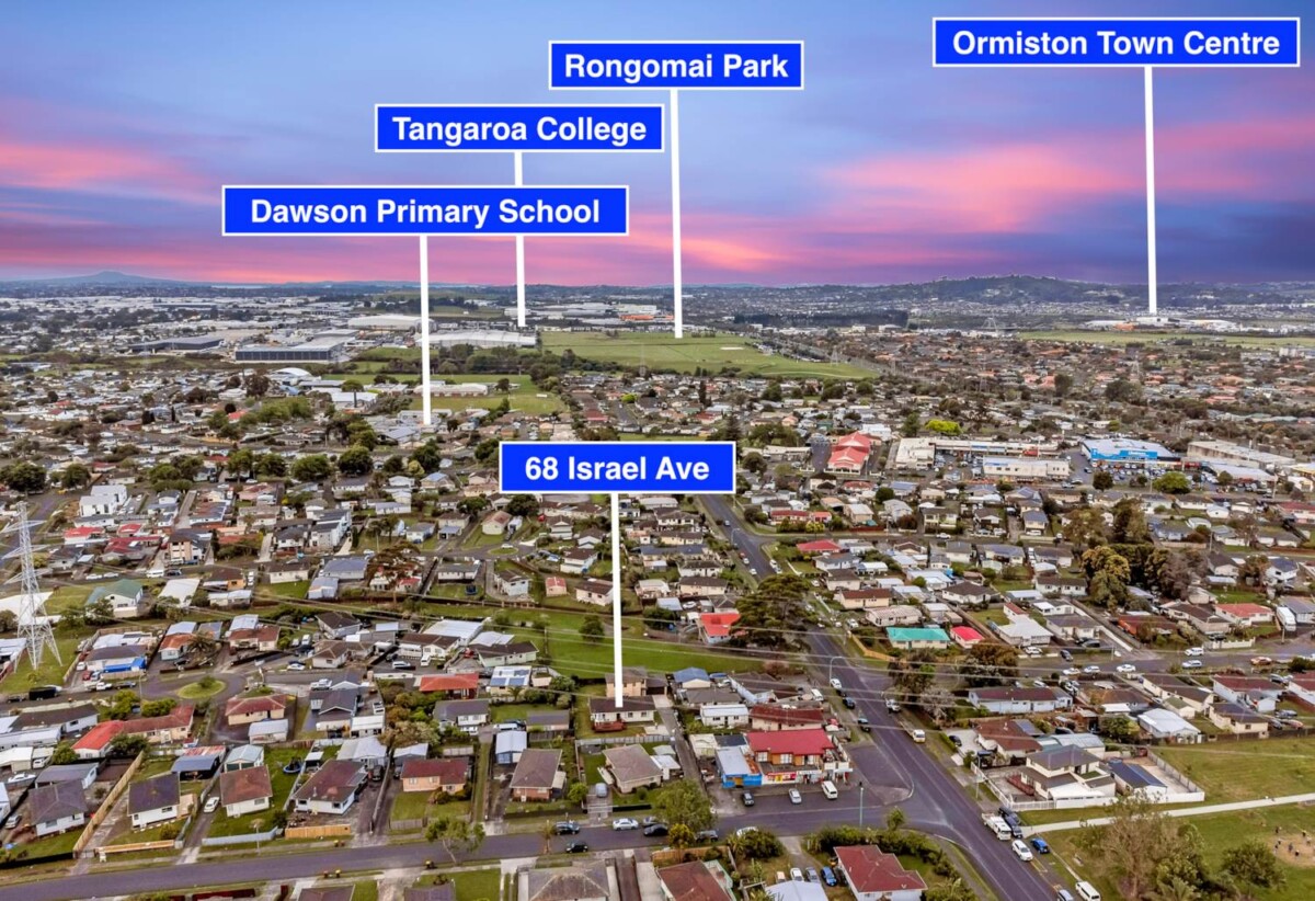 One 3 bedrooms house and one 4 bedrooms house, 68 & 68A Israel Avenue, Clover Park, Auckland