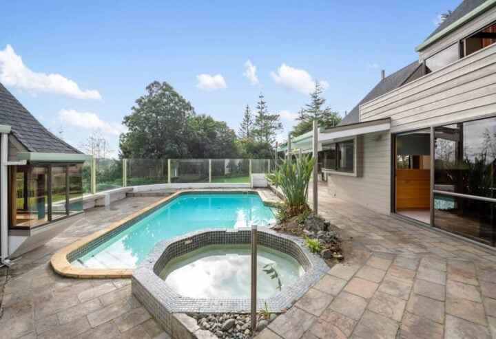 4 beds 2 baths house on 4.3571ha section, 0.7 km to Mission Heights Primary School, Live, Hold or Develop, 568 Ormiston Road, Flat Bush, Auckland