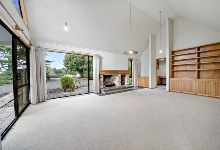 4 beds 2 baths house on 4.3571ha section, 0.7 km to Mission Heights Primary School, Live, Hold or Develop, 568 Ormiston Road, Flat Bush, Auckland