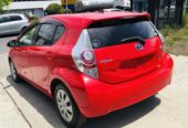 2012 Toyota Aqua HYBRID Hatchback Automatic, 105,800 km