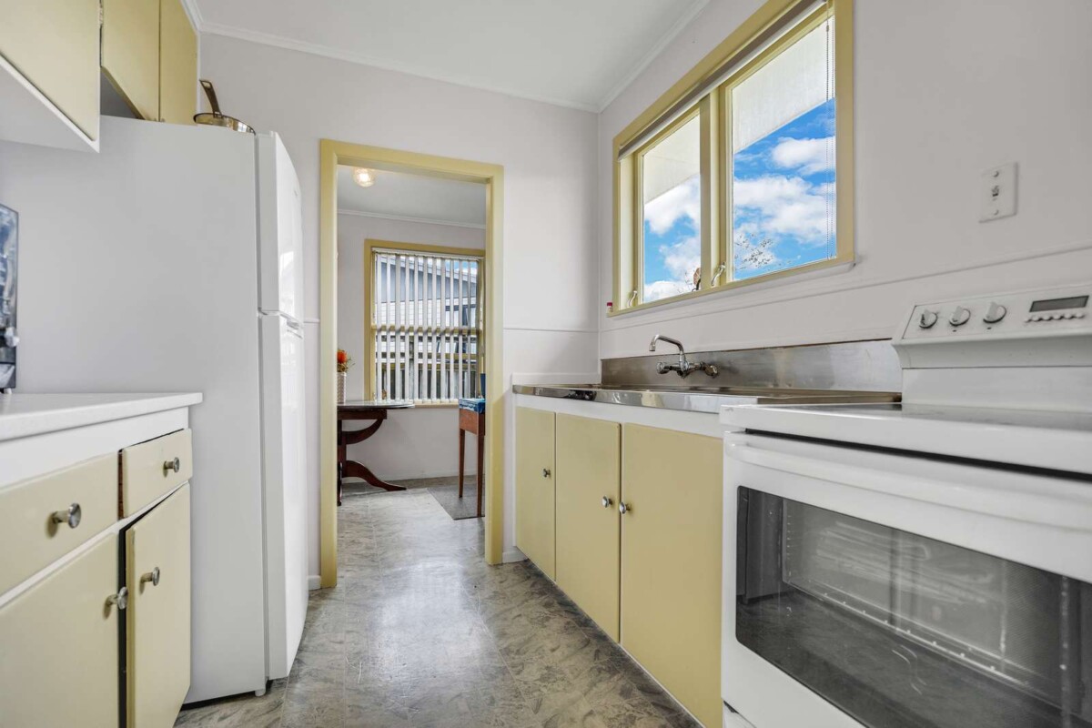 31 Tairere Crescent Rosehill, Auckland