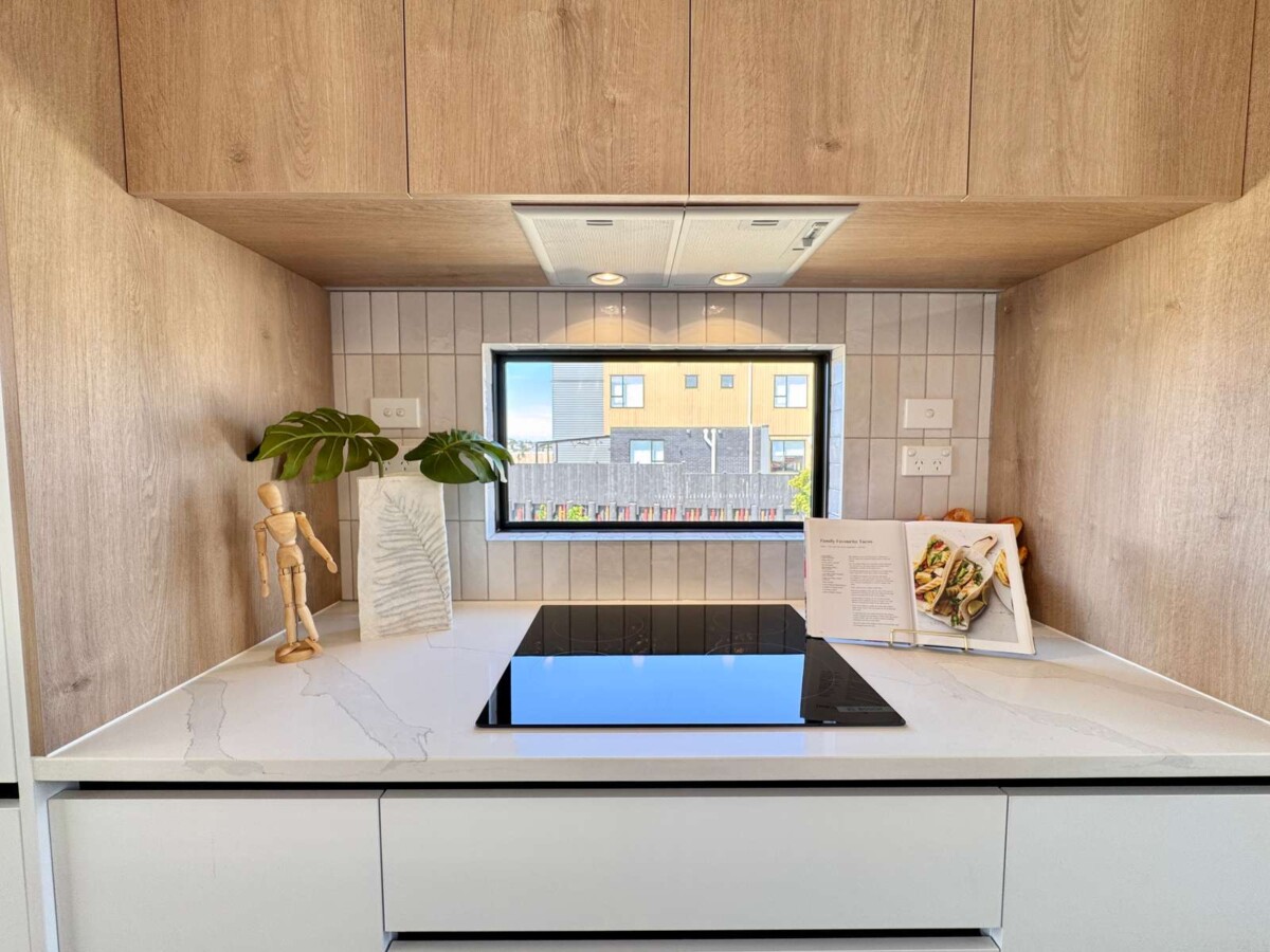 1 Heketara Way Massey, Auckland