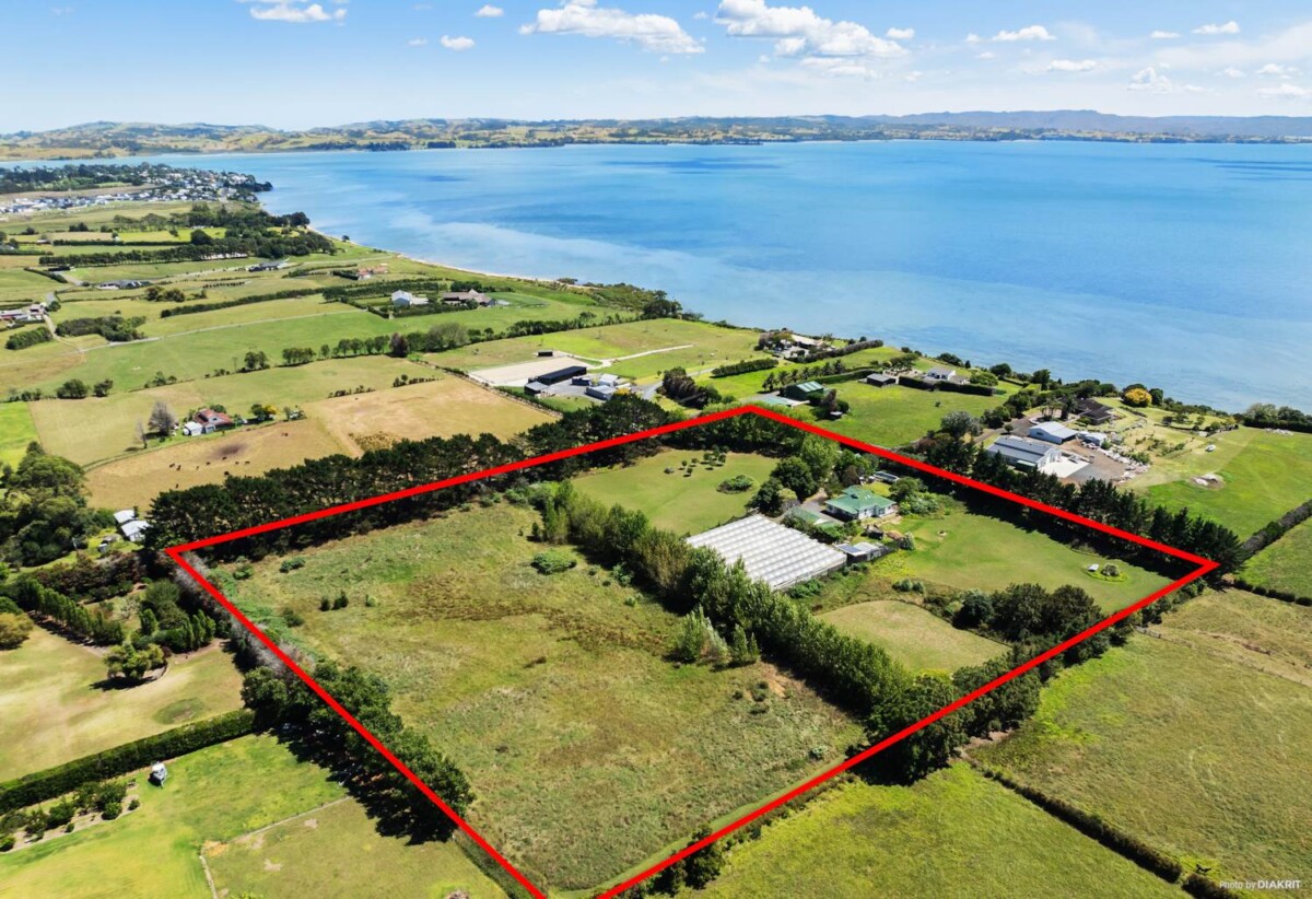 40 Farley Road, Clarks Beach, Auckland