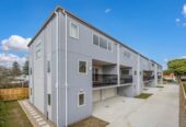 Urgent Sale! 5/90 Point England Road, Panmure, Auckland