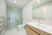 Urgent Sale, 6/90 Point England Road, Pt England, Auckland