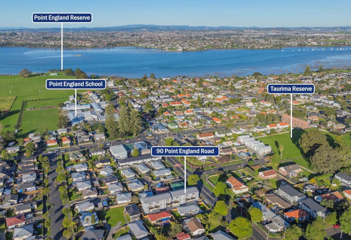 Urgent Sale! 5/90 Point England Road, Panmure, Auckland