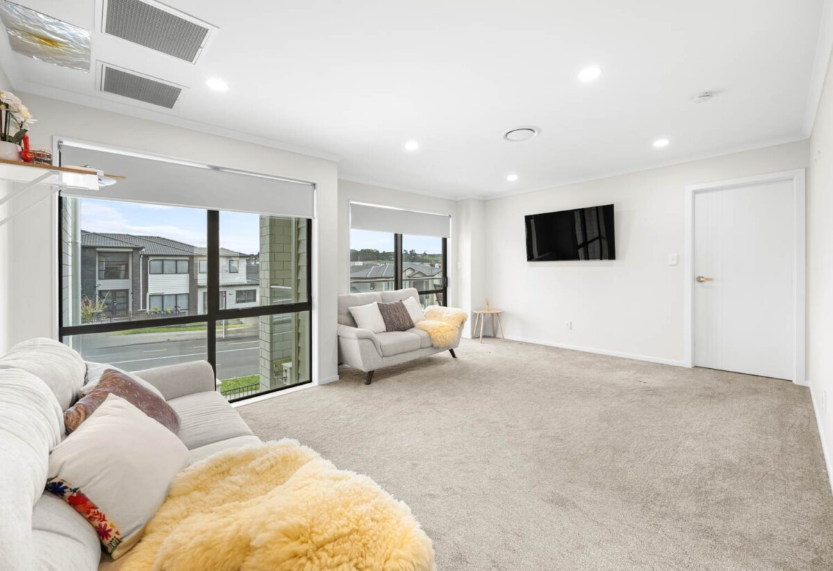 35 Mcquoids Road, Flat Bush, Auckland