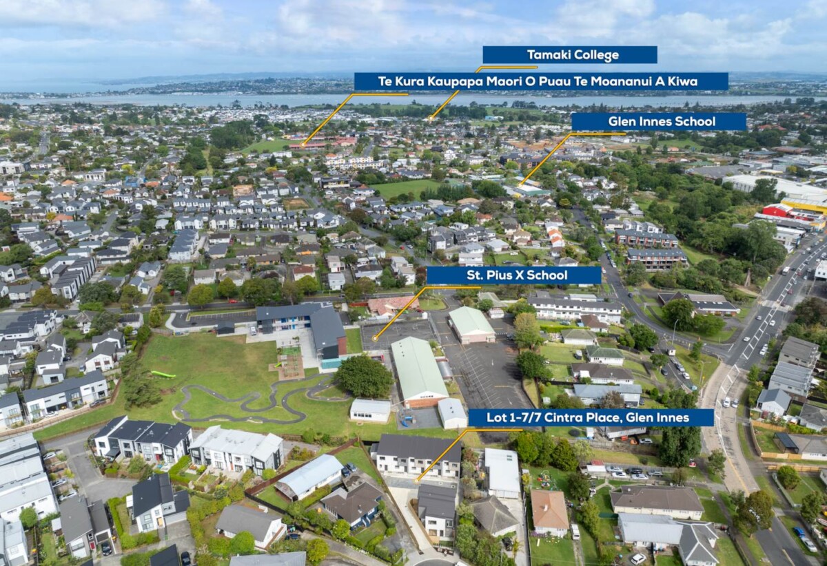 2/7 Cintra Place, Glen Innes, Auckland