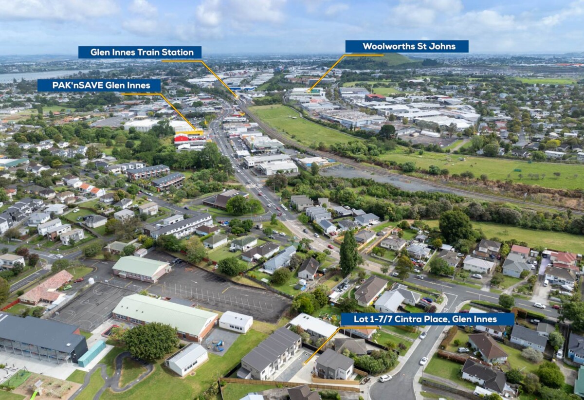 2/7 Cintra Place, Glen Innes, Auckland