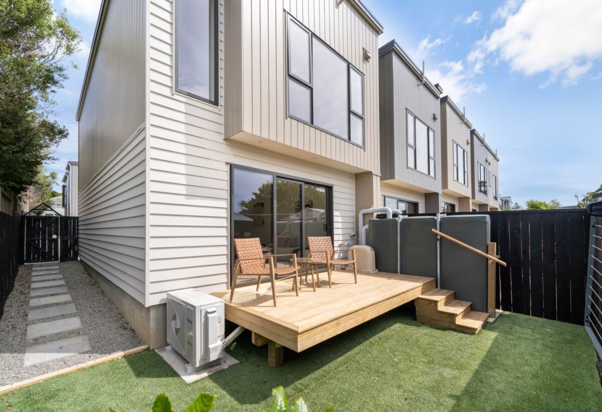 4/7 Cintra Place, Glen Innes, Auckland