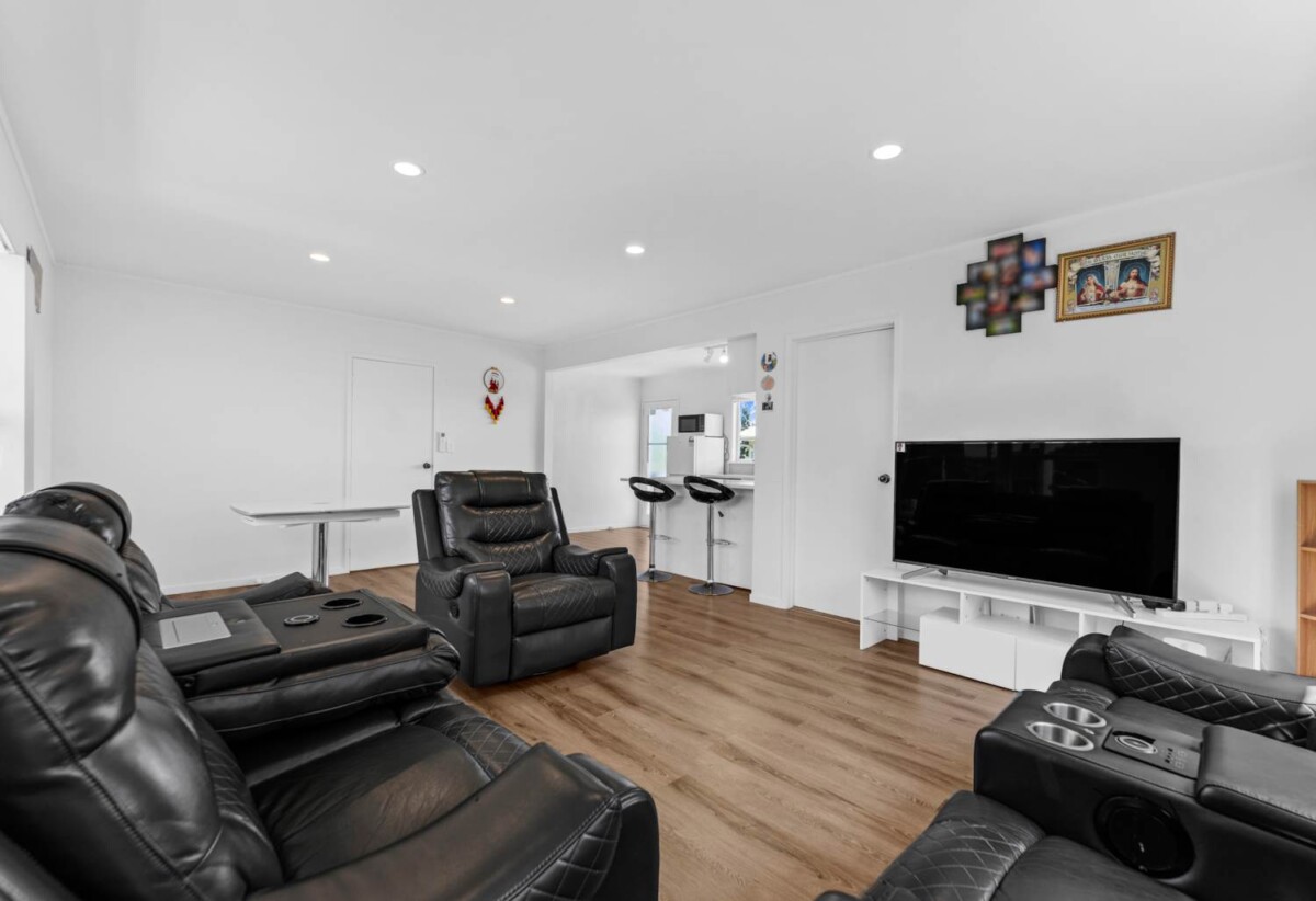 3/25 Hillside Road, Papatoetoe, Auckland