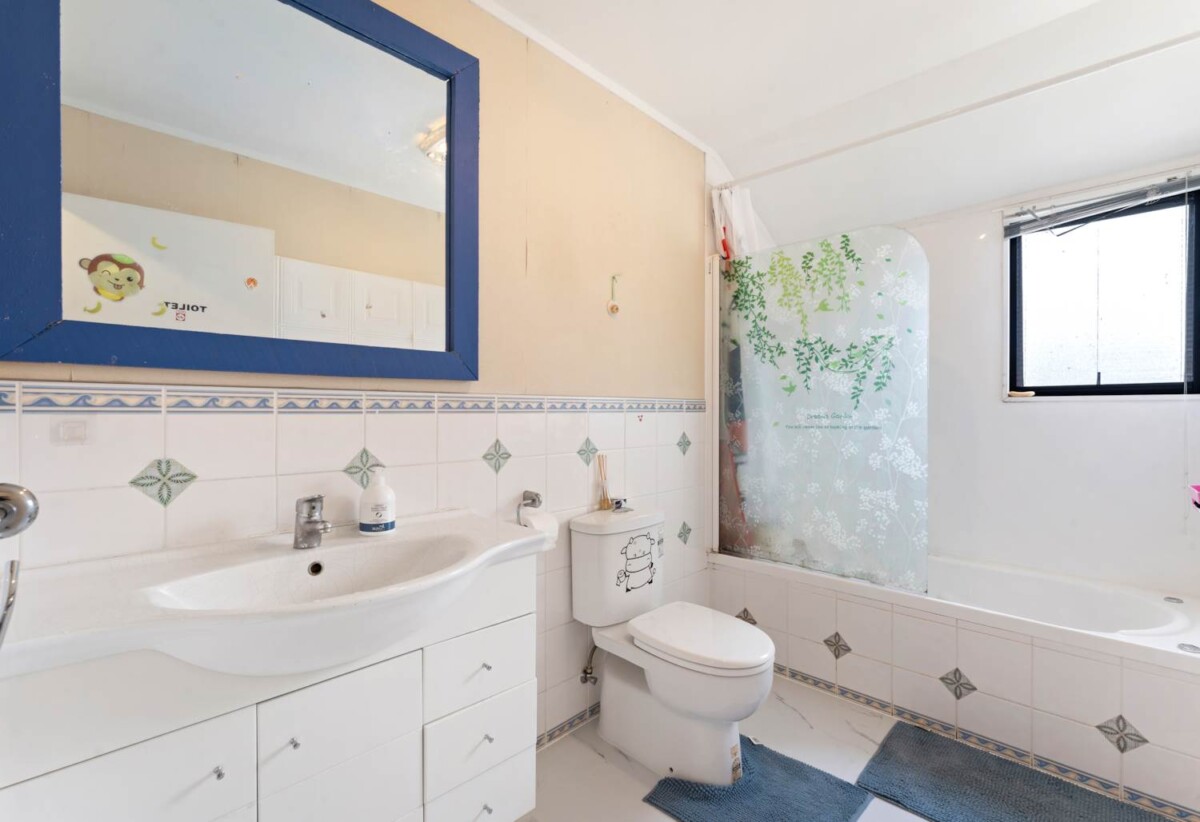 3 HOUSES, 7 Clarion Place, Glendene, Auckland