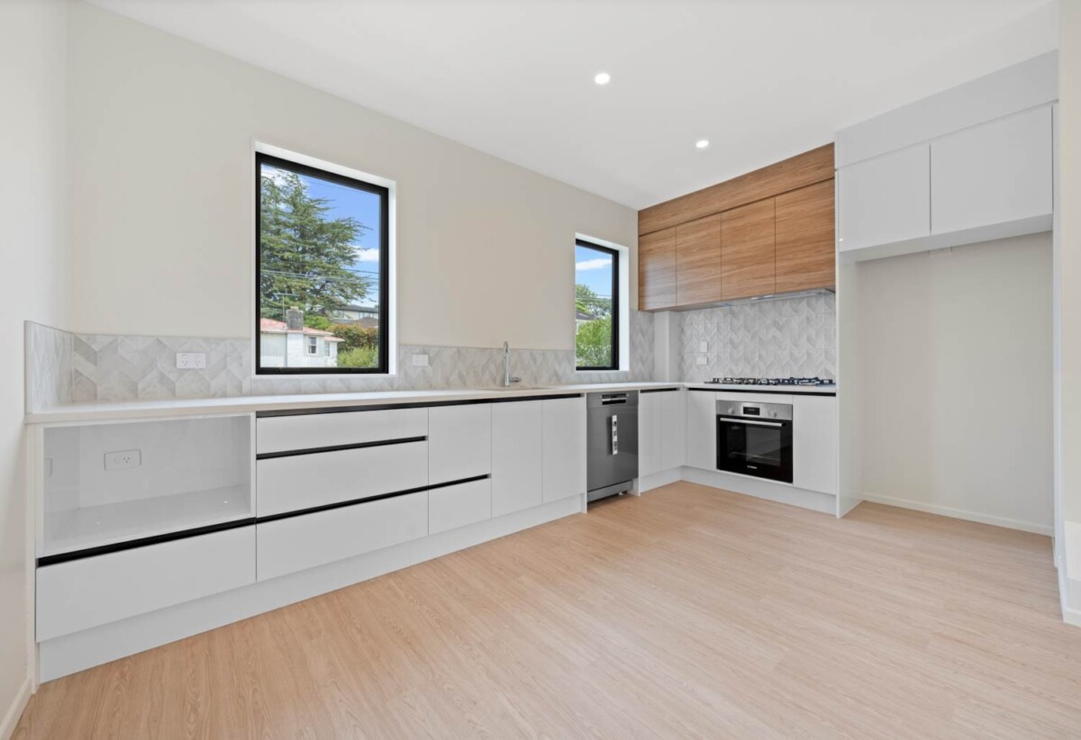 16F Sheridan Drive, New Lynn, Auckland