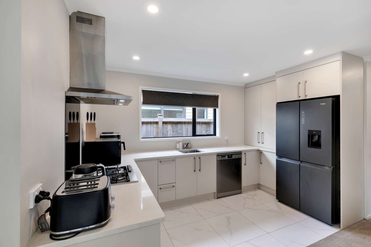 12 Farmland Road, Papakura, Auckland