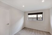 12 Farmland Road, Papakura, Auckland