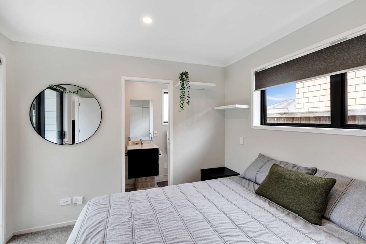 12 Farmland Road, Papakura, Auckland
