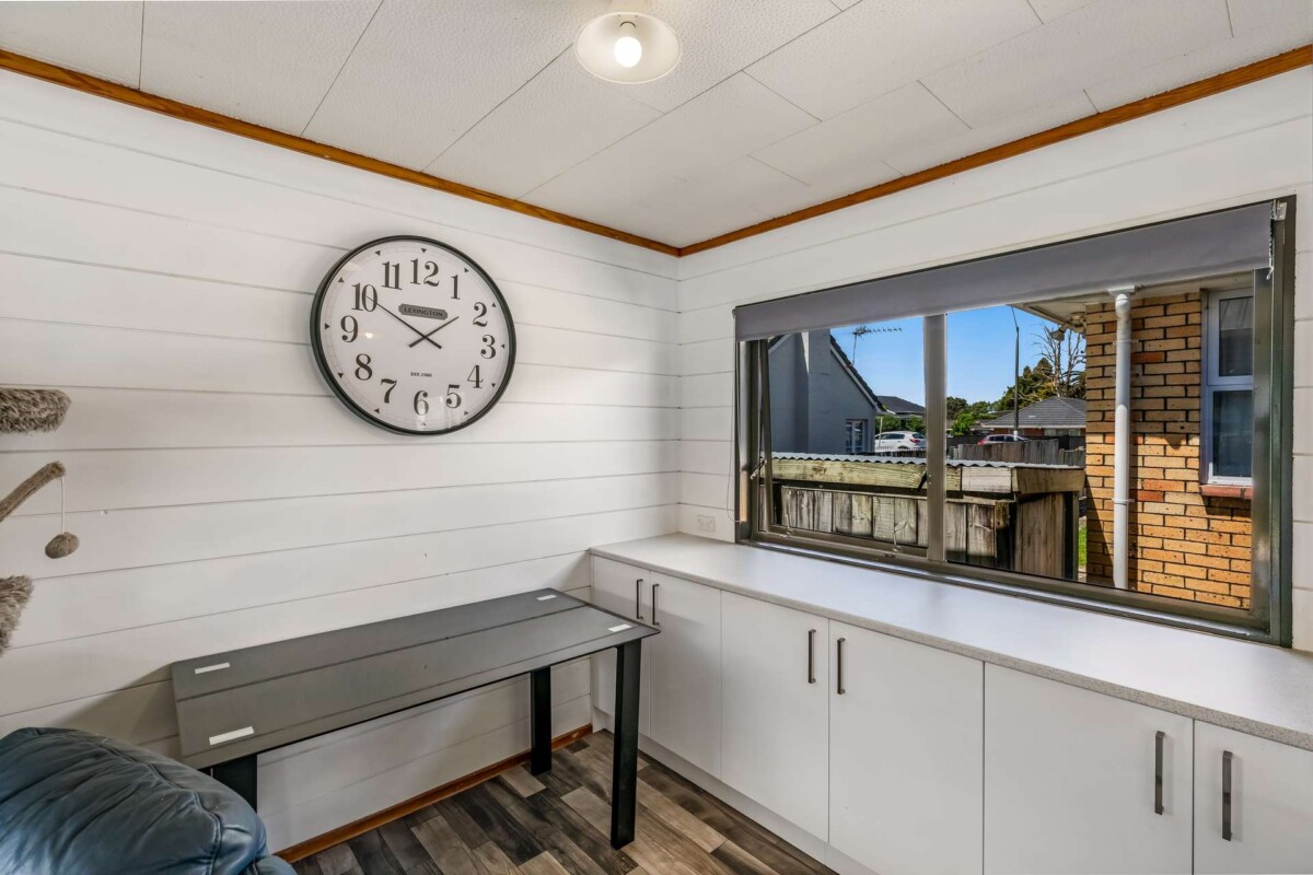 2/32 Great South Road, Papakura, Auckland