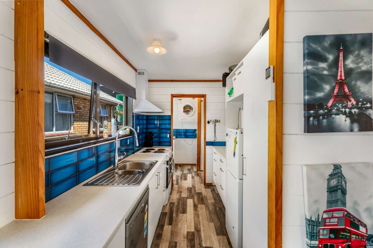 2/32 Great South Road, Papakura, Auckland