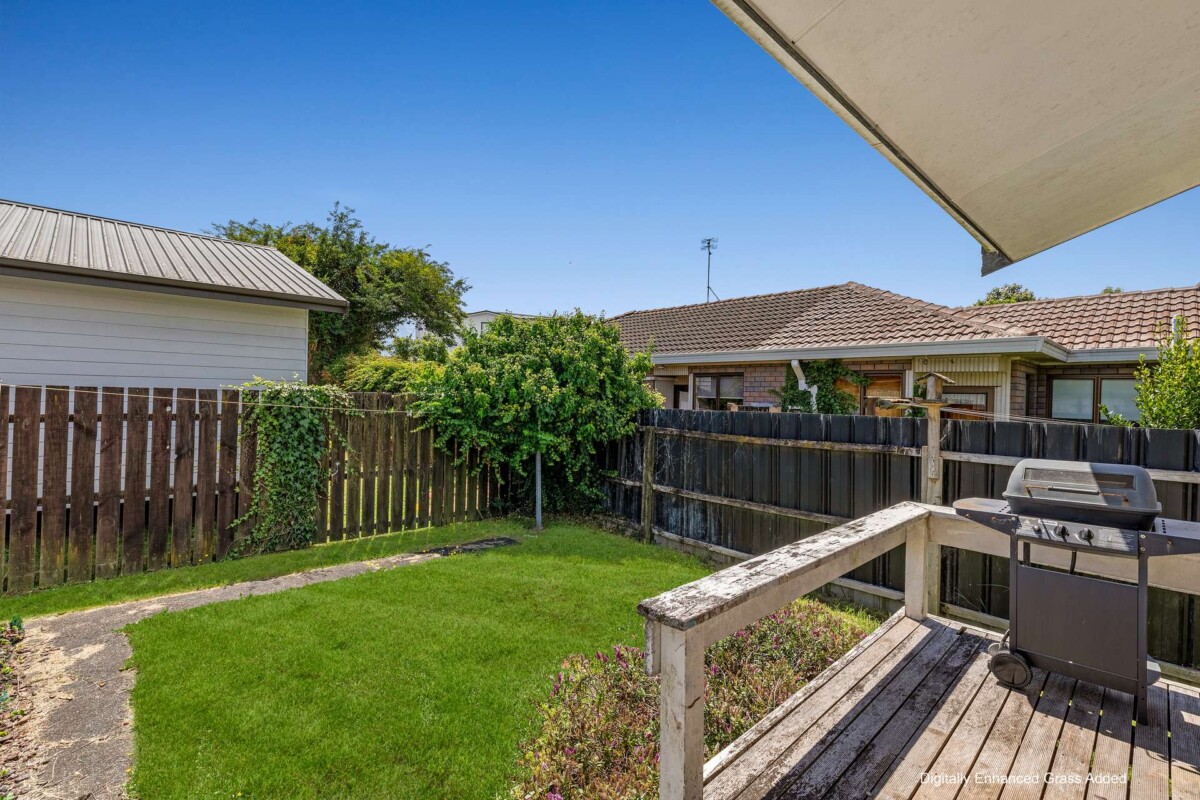 2/32 Great South Road, Papakura, Auckland