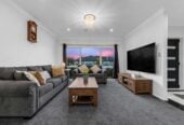 1 Stamford Crescent Flat Bush, Auckland