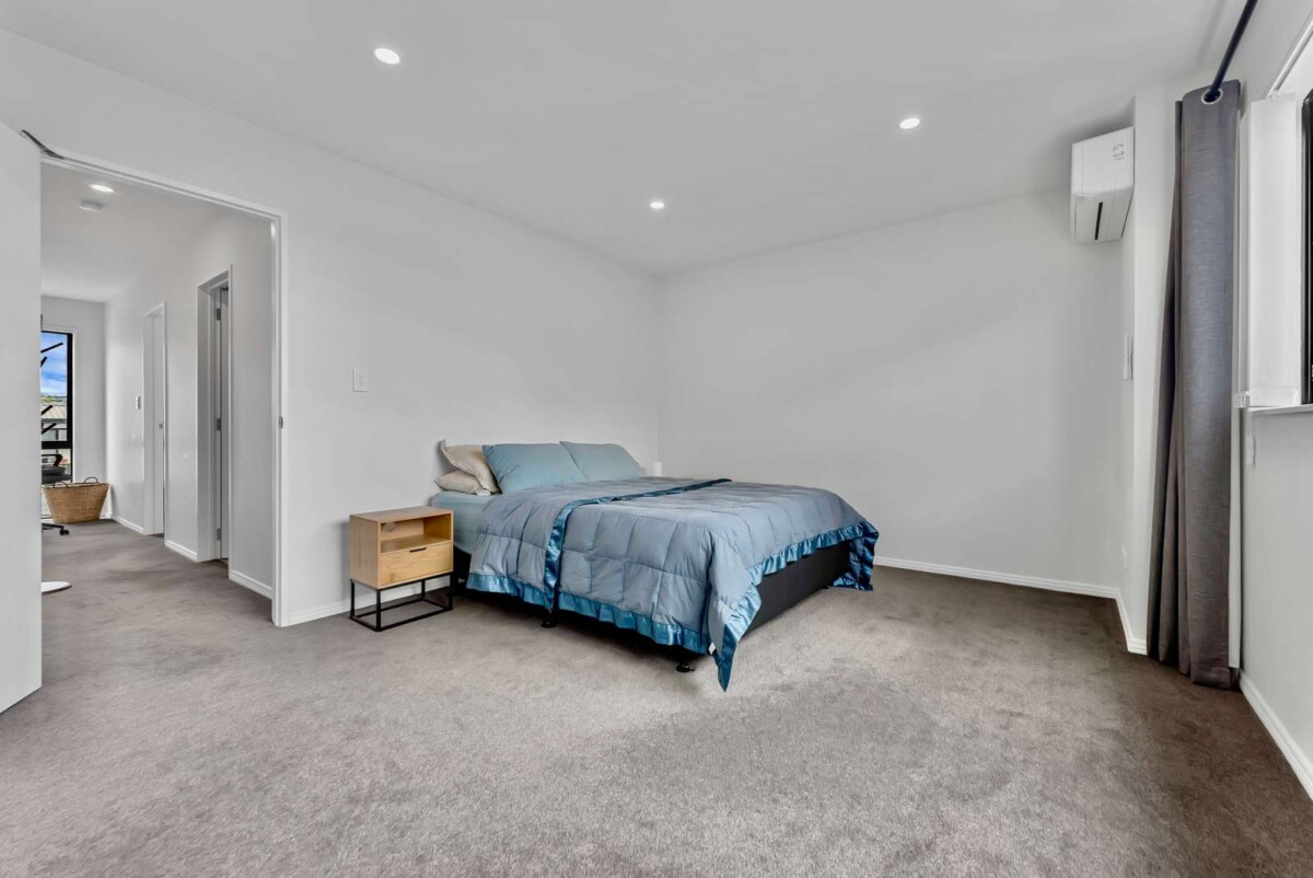 10 Goodfellow Lane Flat Bush, Auckland