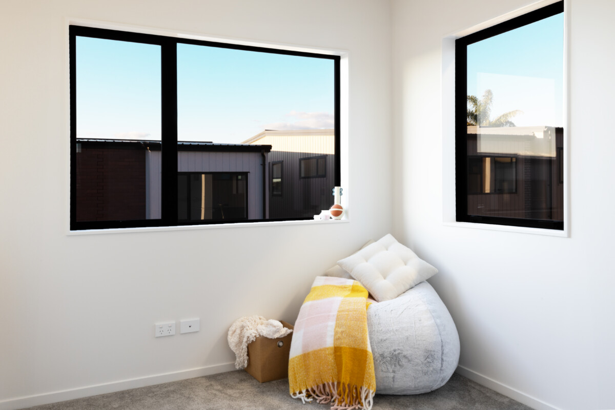 Te Atatu Peninsula Brand-New 4-Bedroom Home with Just a 10% Deposit*