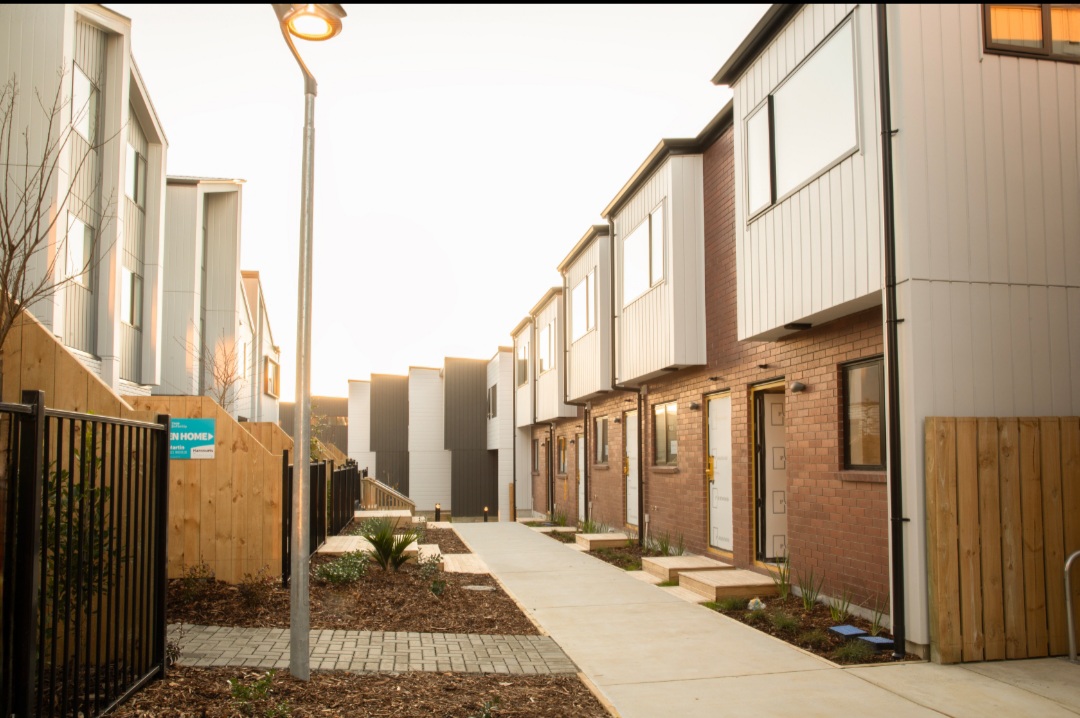 Te Atatu Peninsula Brand-New 4-Bedroom Home with Just a 10% Deposit*