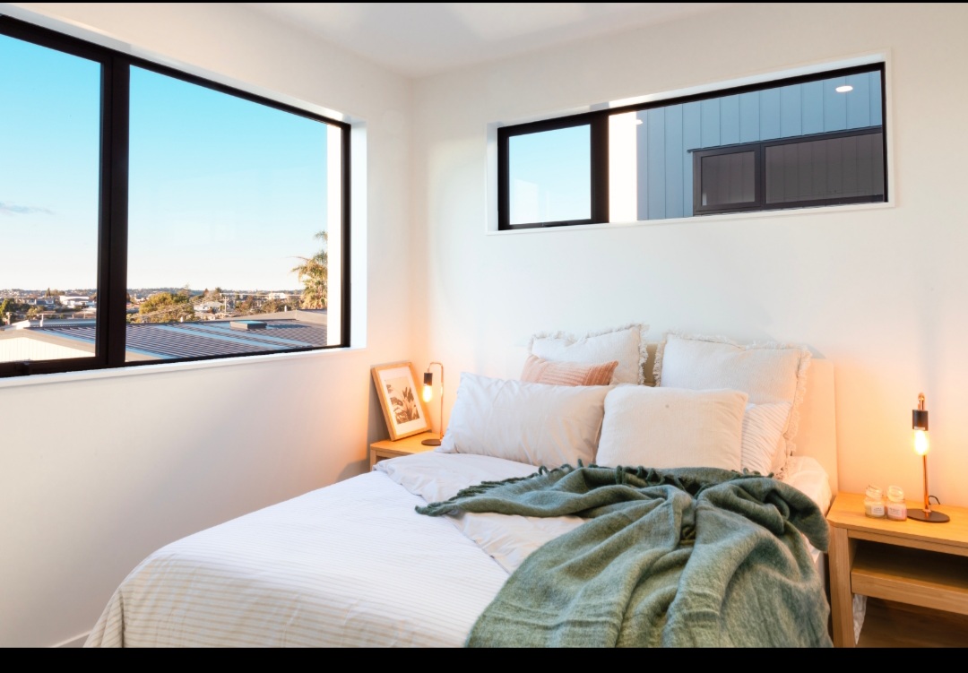 Te Atatu Peninsula Brand-New 4-Bedroom Home with Just a 10% Deposit*