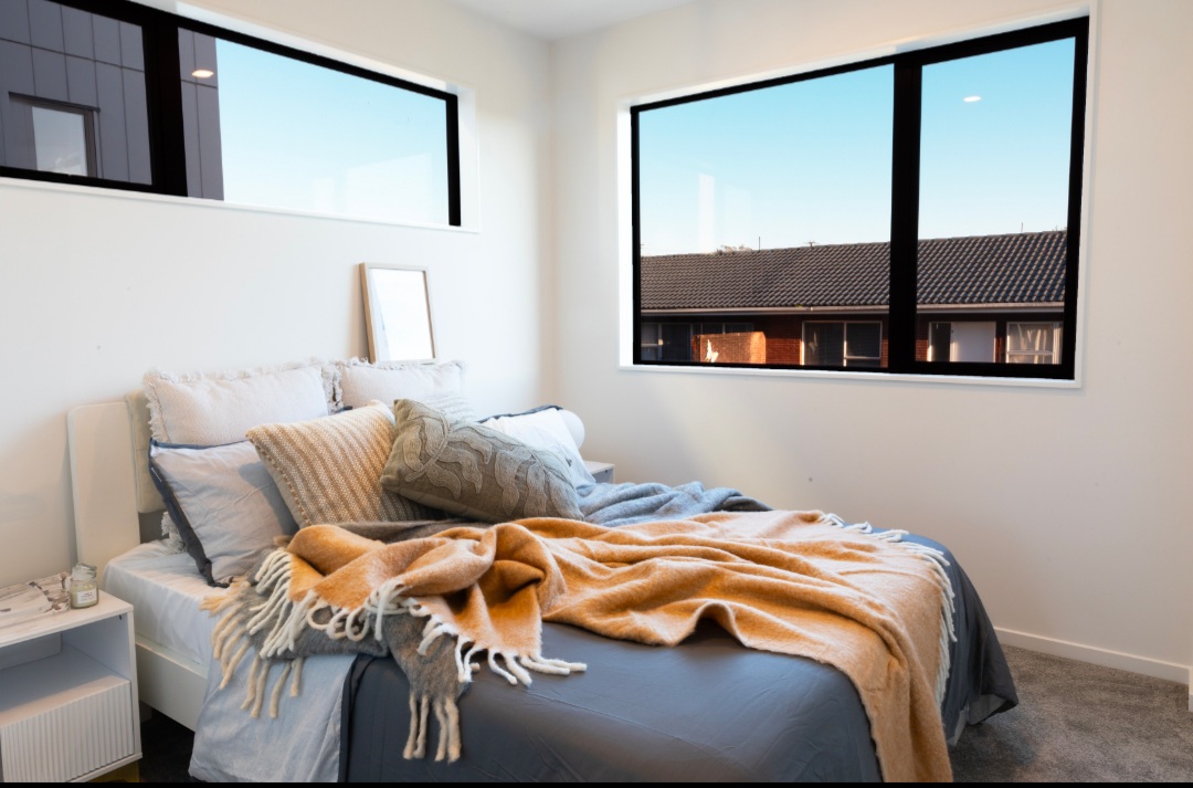 Te Atatu Peninsula Brand-New 4-Bedroom Home with Just a 10% Deposit*