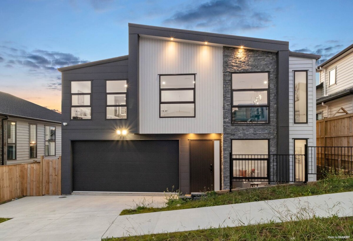 25 Hauhake Rd, Flat Bush