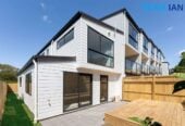 4/11 Kayle Glen West Harbour, Auckland